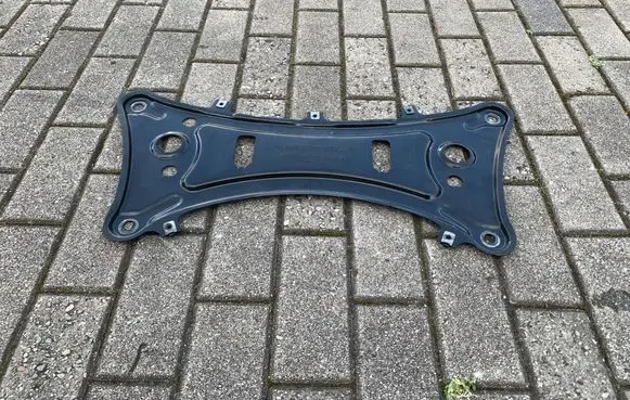 BMW X3 F25 Muffler mount bracket/holder 31106786944 6786944