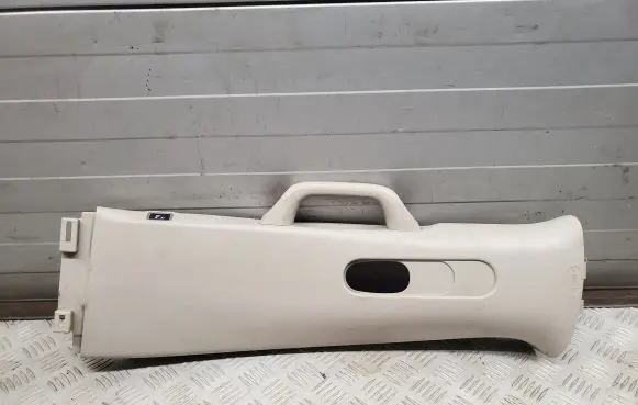 Chrysler Pacifica (B) pillar trim (top) 6EK231D2AD 6DQ21TRMAA