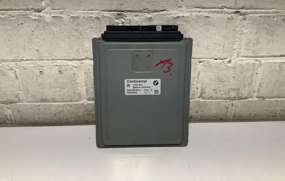 BMW 6 F12 F13 Engine control unit/module 7624032 DMEMSD850 5WK93943