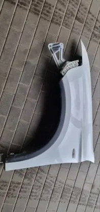 Mitsubishi Outlander Fender
