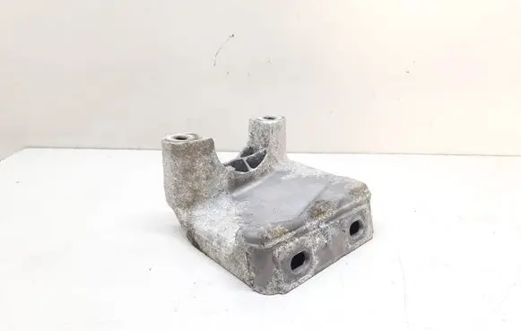 Other engine bay part