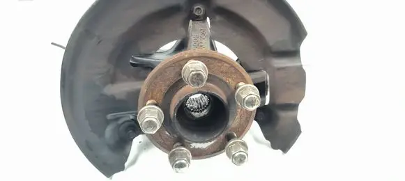 Ford Focus Front wheel hub spindle knuckle 