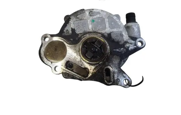 Volkswagen PASSAT B6 Vacuum pump 03L145100