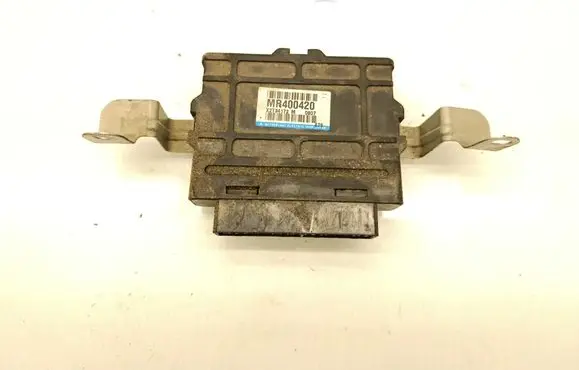 Mitsubishi Pajero ABS control unit/module MR400420