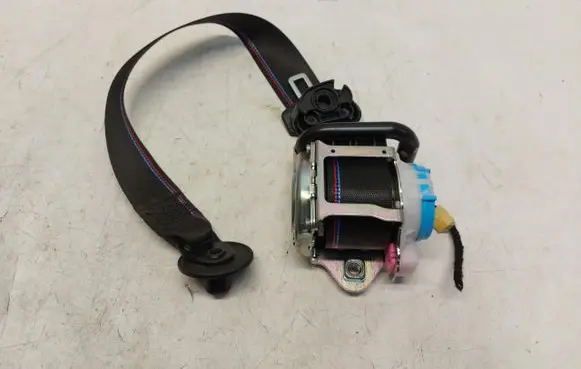 BMW 4 G22 G23 G24 G26 Front seatbelt BMWG23Pas70112900