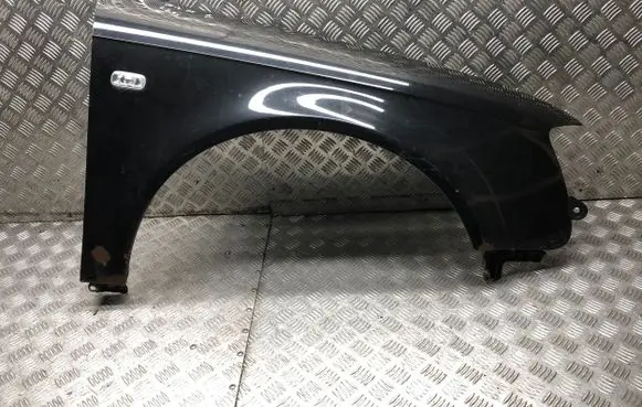 Audi A4 S4 B7 8E 8H Fender LZ9Y