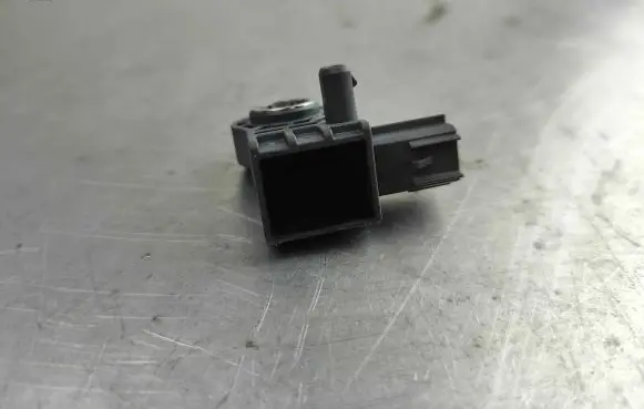 Volvo XC60 Airbag deployment crash/impact sensor 31451531 31360181
