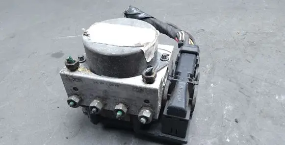 Renault Scenic II - Grand scenic II ABS Pump 0265231734 8200527390 0265800519