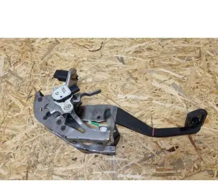 Toyota Yaris Brake pedal 471010D280