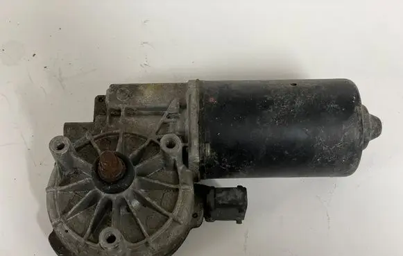 BMW 5 E39 Wiper motor 8360603