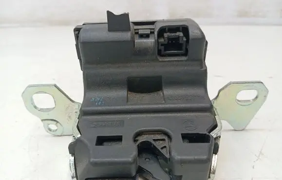 Mercedes-Benz E W238 Seat back rest lock catch A2059200176