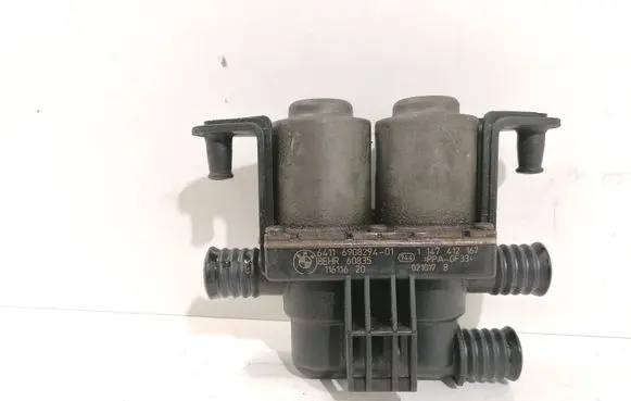 BMW 7 E65 E66 Coolant heater control valve 6411690829401 1147412167 690829401