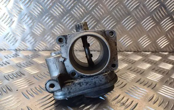 Opel Astra H Throttle valve 8973002310