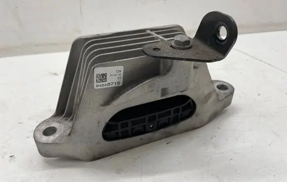 Opel Insignia B Engine mount bracket 84248715