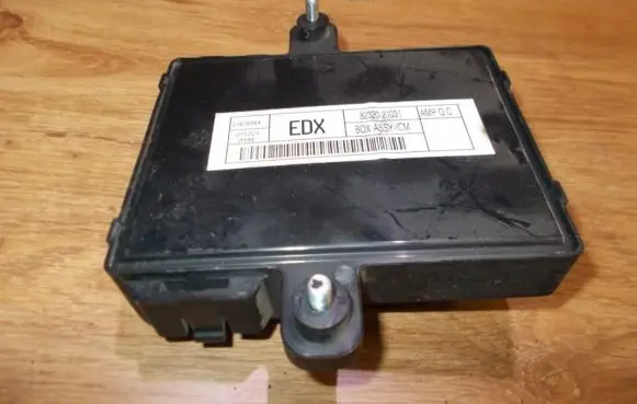 SsangYong Rodius Comfort/convenience module 8232021031 82320-21031