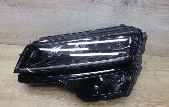 Skoda Karoq Headlight/headlamp 57B941015B