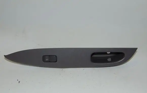 Toyota Prius (XW10) Electric window control switch 8403047010