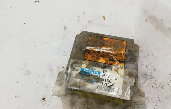 Toyota Avensis Verso Airbag control unit/module 8917044050 2310002460