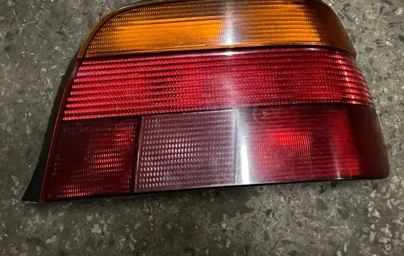 BMW 5 E39 Rear/tail lights 8358032 2VP00724002