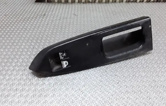 Volkswagen Touran I Electric window control switch 1T1867371E