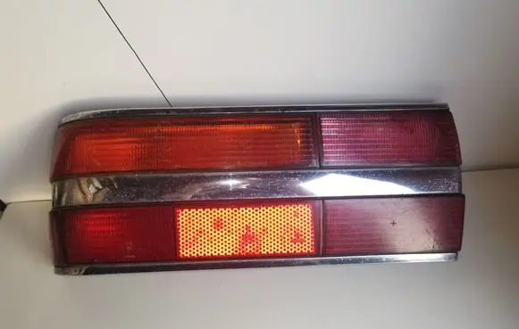 BMW 5 E28 Rear/tail lights 0053321R38
