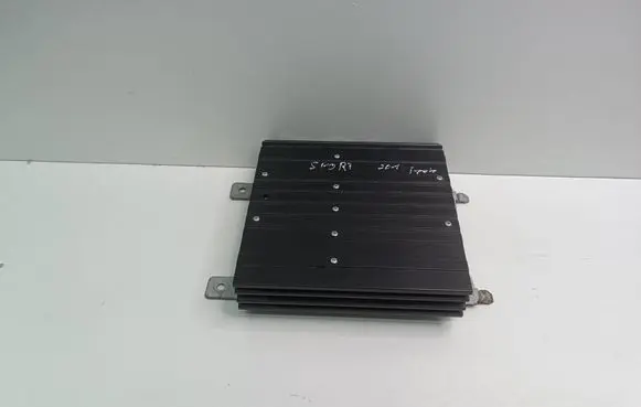 Mitsubishi Outlander Sound amplifier 8701A565 42213431 DV0MW3455