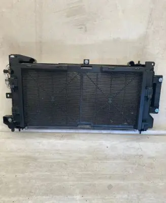 Nissan Leaf II (ZE1) Coolant radiator 214105SH0A