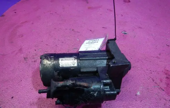Renault Megane II Starter motor 8200021396