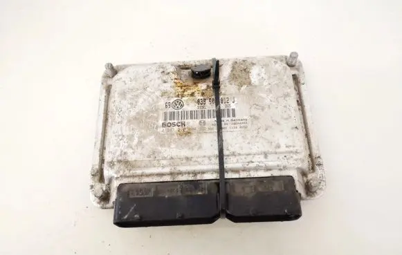 Volkswagen Golf IV Engine control unit/module 038906012j 0281010104