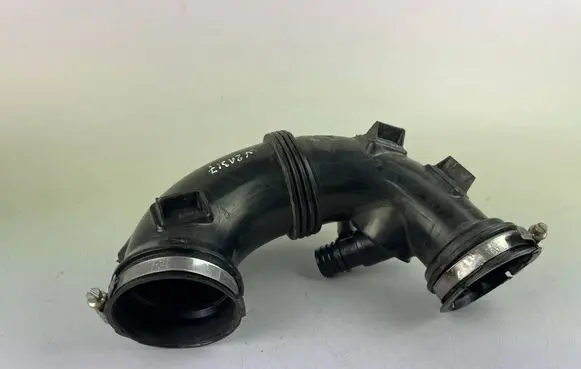 Mercedes-Benz E W213 Turbo air intake inlet pipe/hose A2740900929