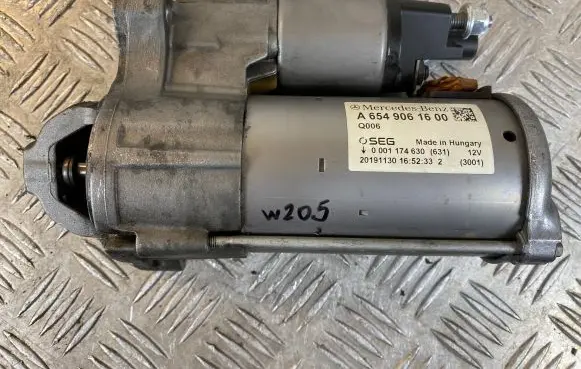 Mercedes-Benz C W205 Starter motor A6549061600 20191130 0001174630