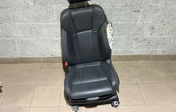Subaru Legacy VII Front driver seat 