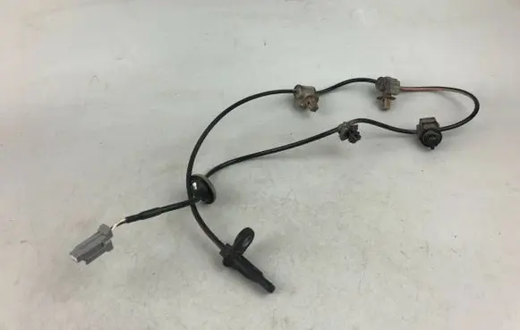 Subaru Outback (BS) ABS brake wheel speed sensor 27540AL070