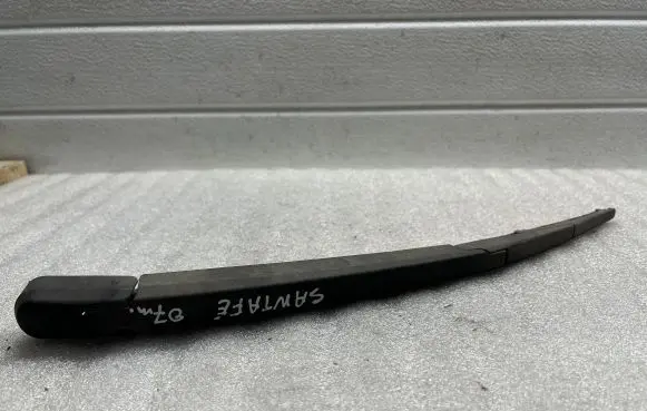 Hyundai Santa Fe Rear wiper blade 07411