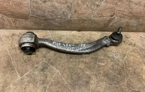 Mercedes-Benz SLK R172 Front lower control arm/wishbone 20445