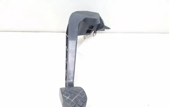 Audi A4 S4 B7 8E 8H Brake pedal 8E1721316