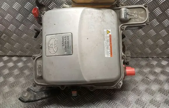Toyota Prius (XW20) Voltage converter inverter G920047121 RK20WC480
