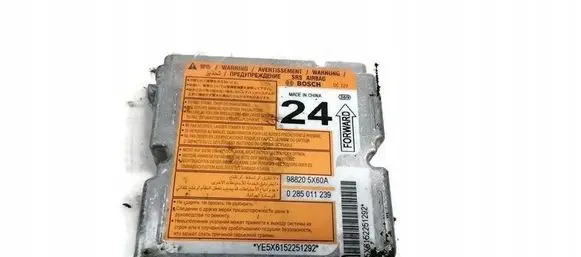 Nissan Navara D40 Airbag control unit/module 988205X60A