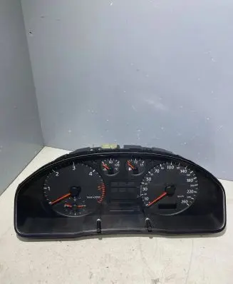 Audi A4 S4 B5 8D Speedometer (instrument cluster) 8D0919861A 110008881001