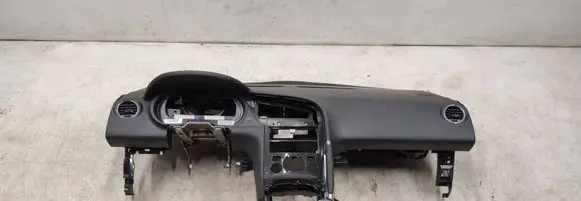 Peugeot 5008 Dashboard 9684672580 9685099777