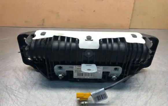 Mercedes-Benz S W222 Passenger airbag 2228603302 2015Q03 30926421A0