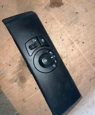 BMW 5 E60 E61 Light switch 6953729