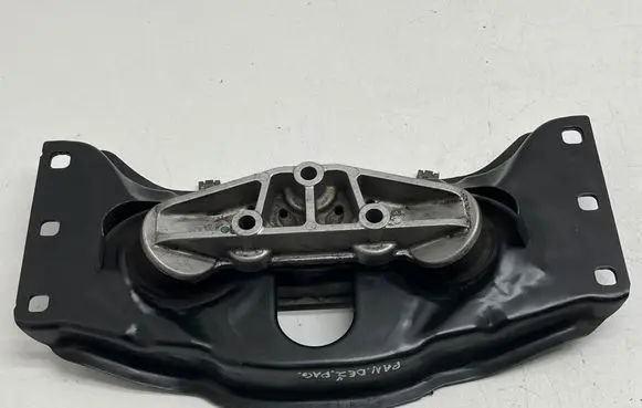 Porsche Panamera (970) Gearbox mount 97037513501 9703750330