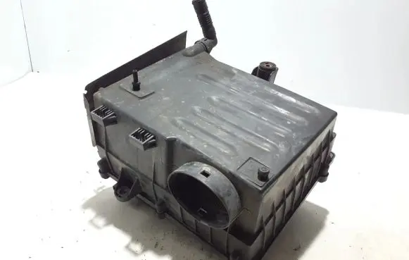 Volkswagen Amarok Air filter box 2H0129620