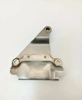 Honda CR-V Engine mount bracket