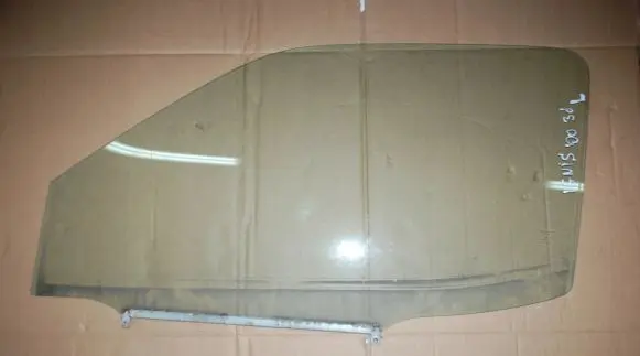 Suzuki Ignis Sliding door window/glass 