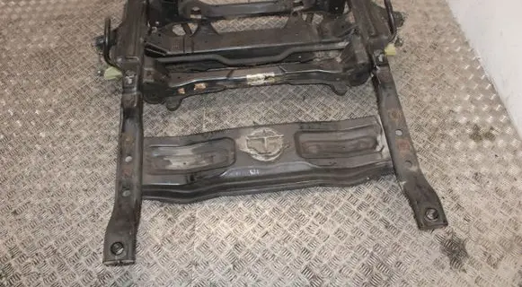 Volkswagen Crafter Front subframe