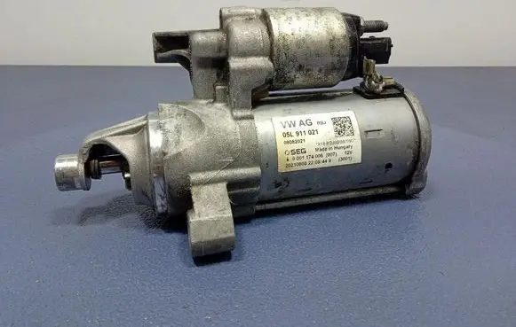 Alpine A610 Starter motor 05L911021