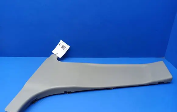 Mercedes-Benz C W204 (B) pillar trim (bottom) A2046900525 A050688 50512
