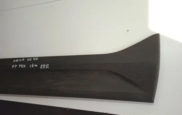 Front door trim (molding)